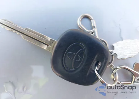 2008 Toyota Matrix Xr z USA, uszkodzony, nr VIN 2T1KR32E88C691868